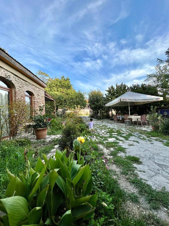 Guest House Lali Szenaki Kültér fotó