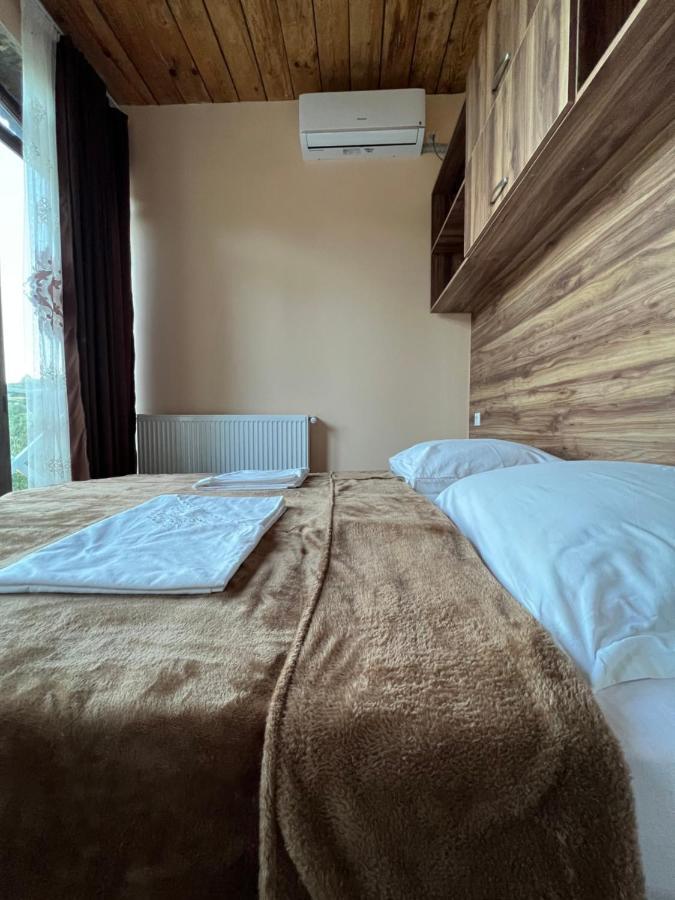Guest House Lali Szenaki Kültér fotó
